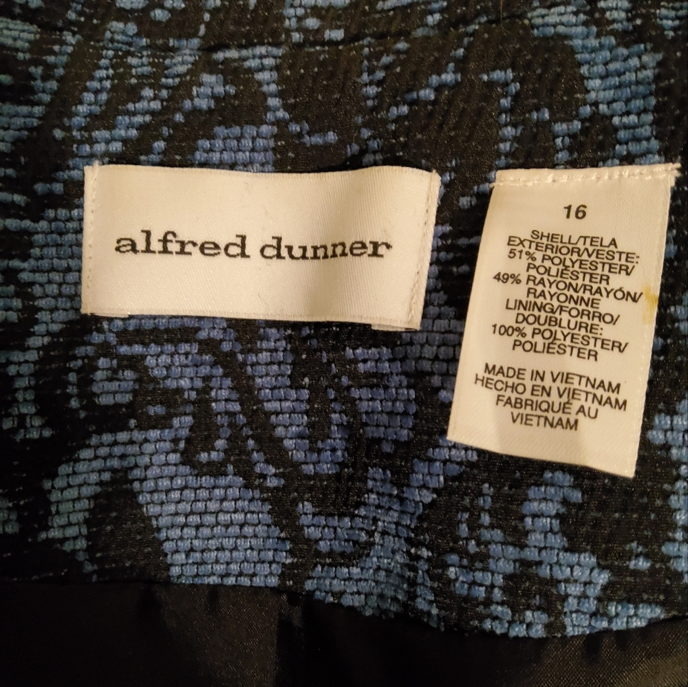Alfred Dunner Blue/Black Floral Brocade Long Sleeve Blazer/Jacket Size 16 - Picture 8 of 10